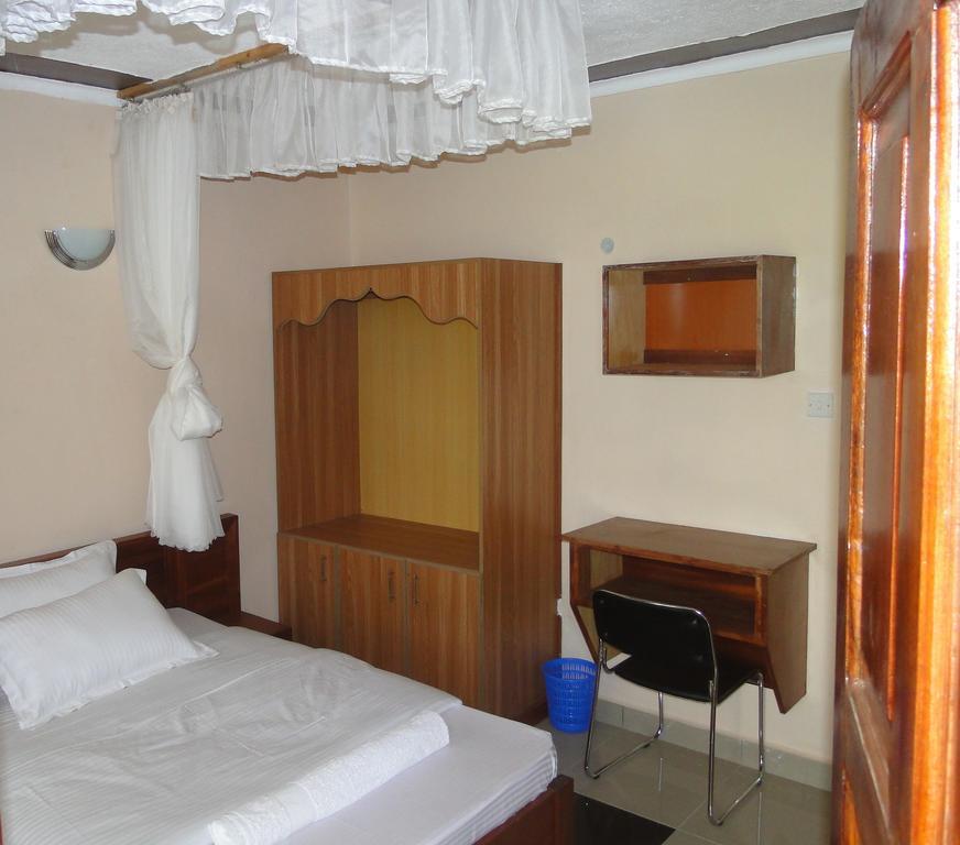 Easy Sleep Guesthouse Kitale Exteriör bild